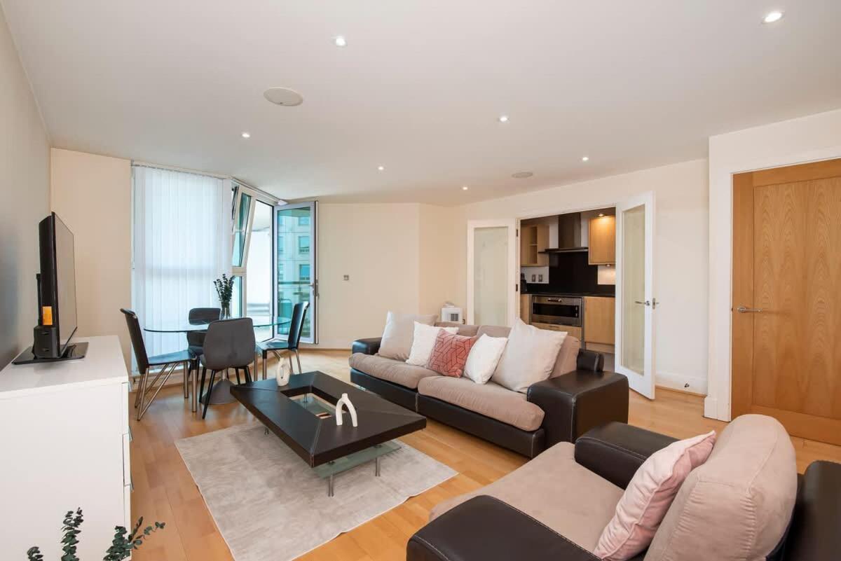 Charming 2 Bed Thames View *